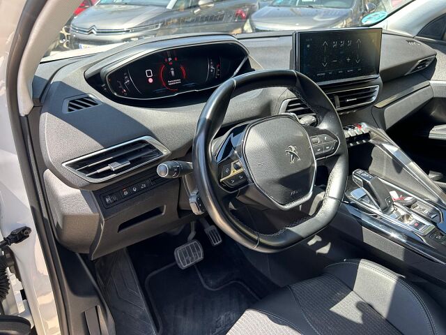 PEUGEOT 3008 ALLURE 1.5 BLUE HDI AUTO SPANISH LHD IN SPAIN 91000 MILES 2022